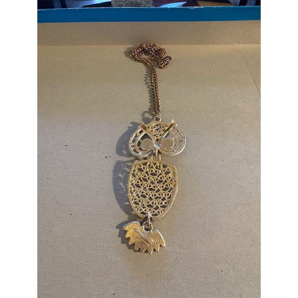 Vintage Sarah Coventry Gold and white Owl Pendant Necklace 26" Women's J… - Picture 3 of 6